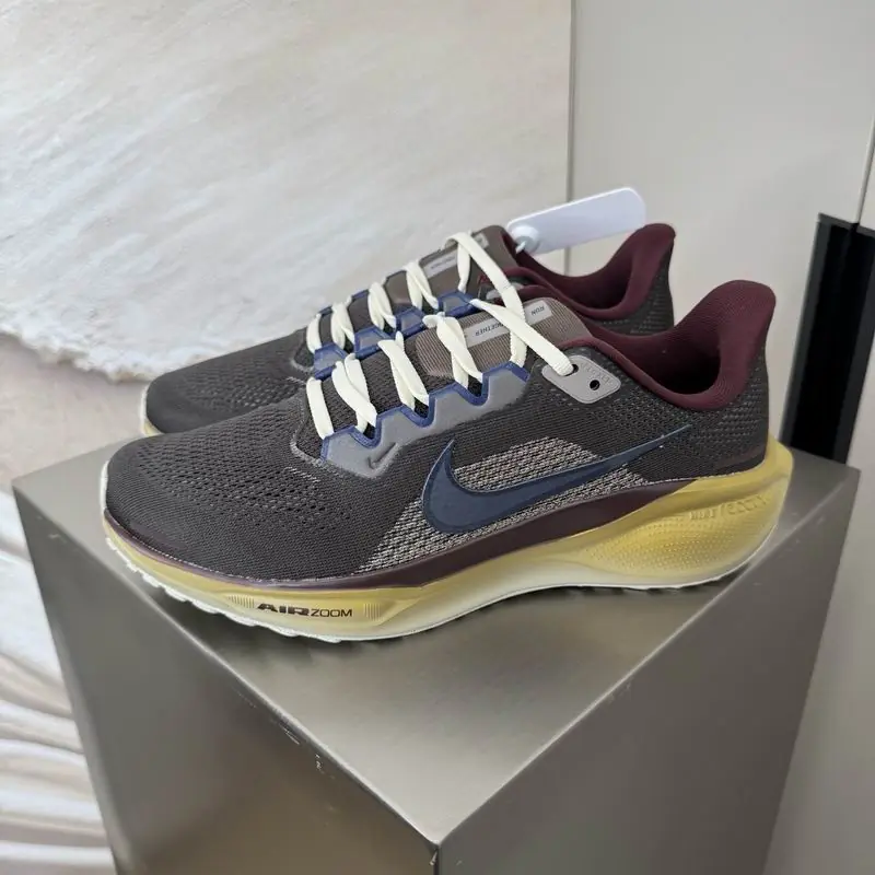 Nike Air Zoom — נעלי ריצה לגברים