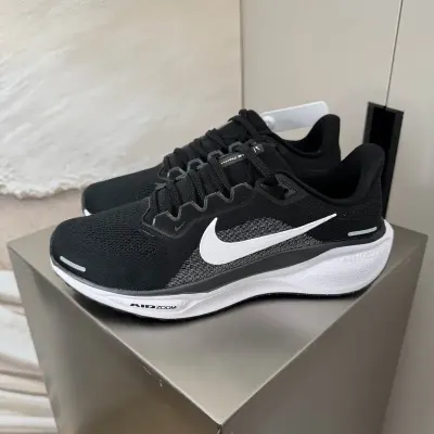 Nike Air Zoom — נעלי ריצה לגברים — תמונה 4