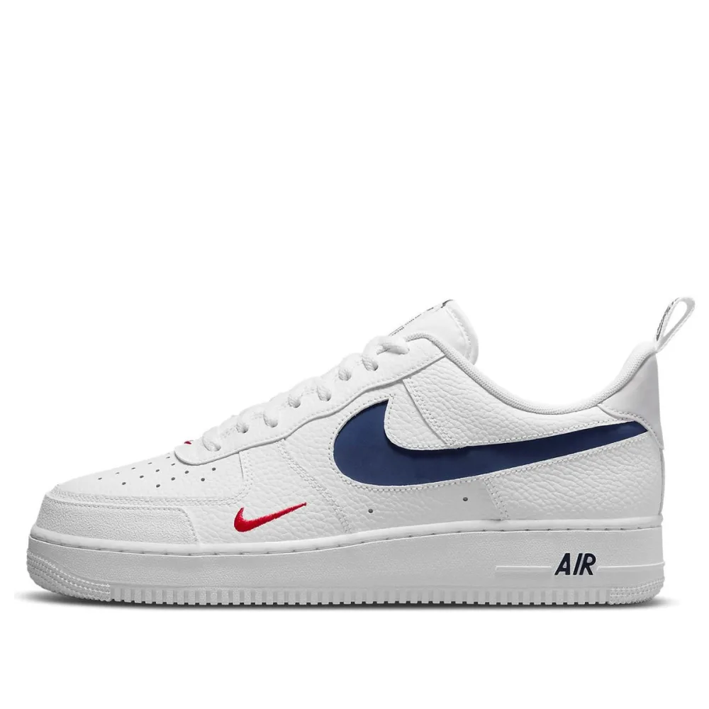 Nike Air Force 1 LV8